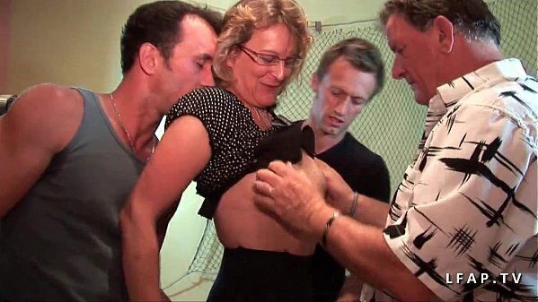 Casting amateur maman mature francaise grave sodomisee et DP