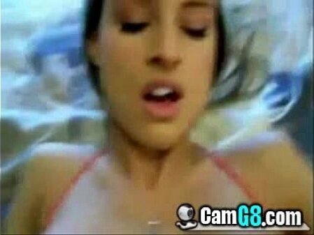 Amateur Girl Play Webcam camg8