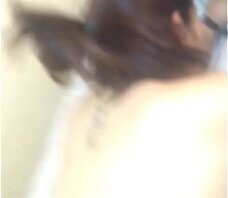 muerde almohada mientras culo