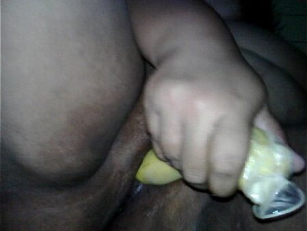 hermanita masturba platano