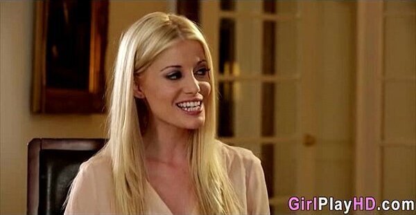 Sensual lesbians 335