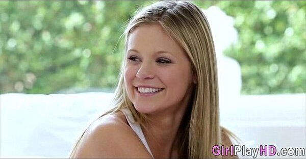 Lesbians in heat 0568