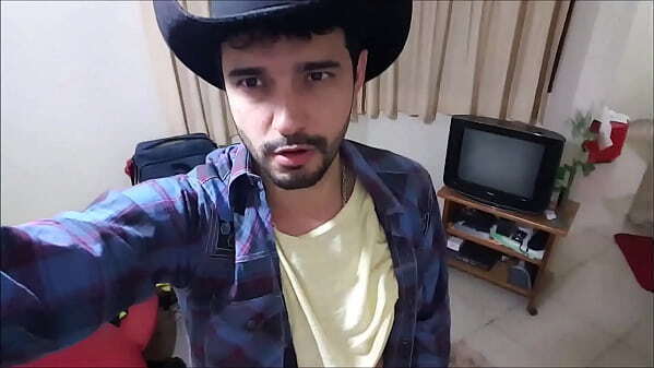 Marcos Goiano Garoto programa comendo cliente