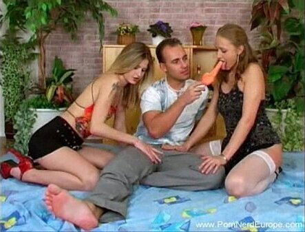 Girls Czech 3some