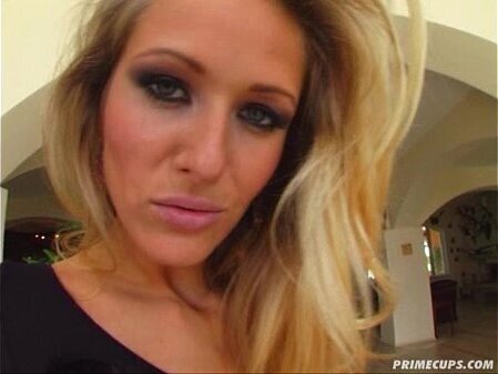 Primecups Jana showing natural boobs hardcore action