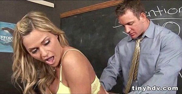 love teen pussy Mckenzee Miles