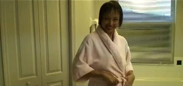 Horny Asian Granny Fucks Cunt Tube