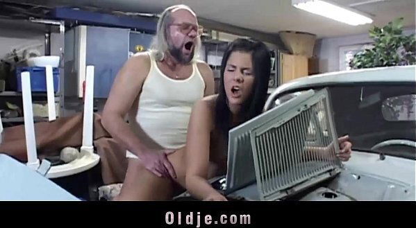 young service garaje