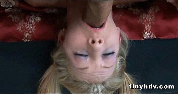Sloppy blowjob teen Leah Love