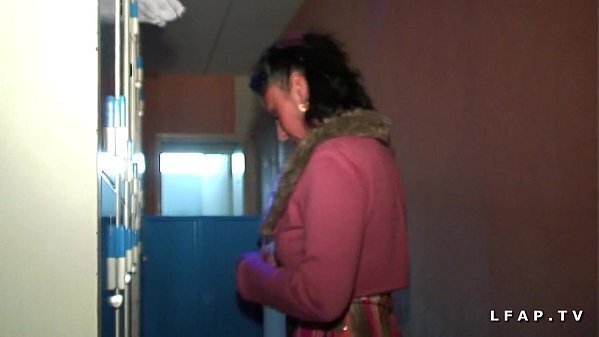 Libertine francaise sodomisee sauna dans plan avec voyeur