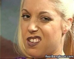 Blonde horny teen gets fine pussy