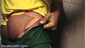 Carlos Perez jerking massive gays