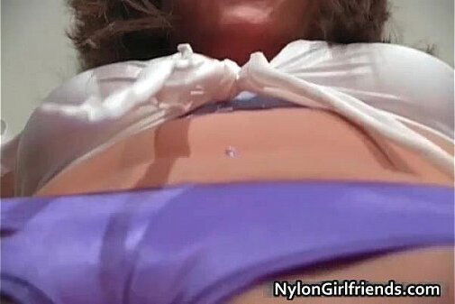 Sexy stripper Kiera King showing