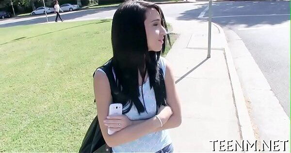 used-19-paperstreet#teenslovemoney#mia hurley#titan