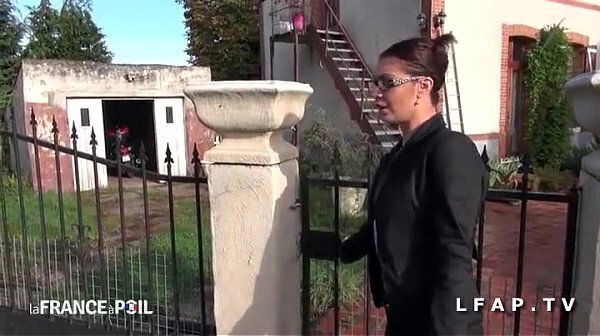 Cette milf francaise lingerie fait ramoner taximan