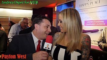 Payton West gives a blowjob lesson for Andrea Dipr&egrave_