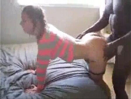 Pendeja ensartada negro