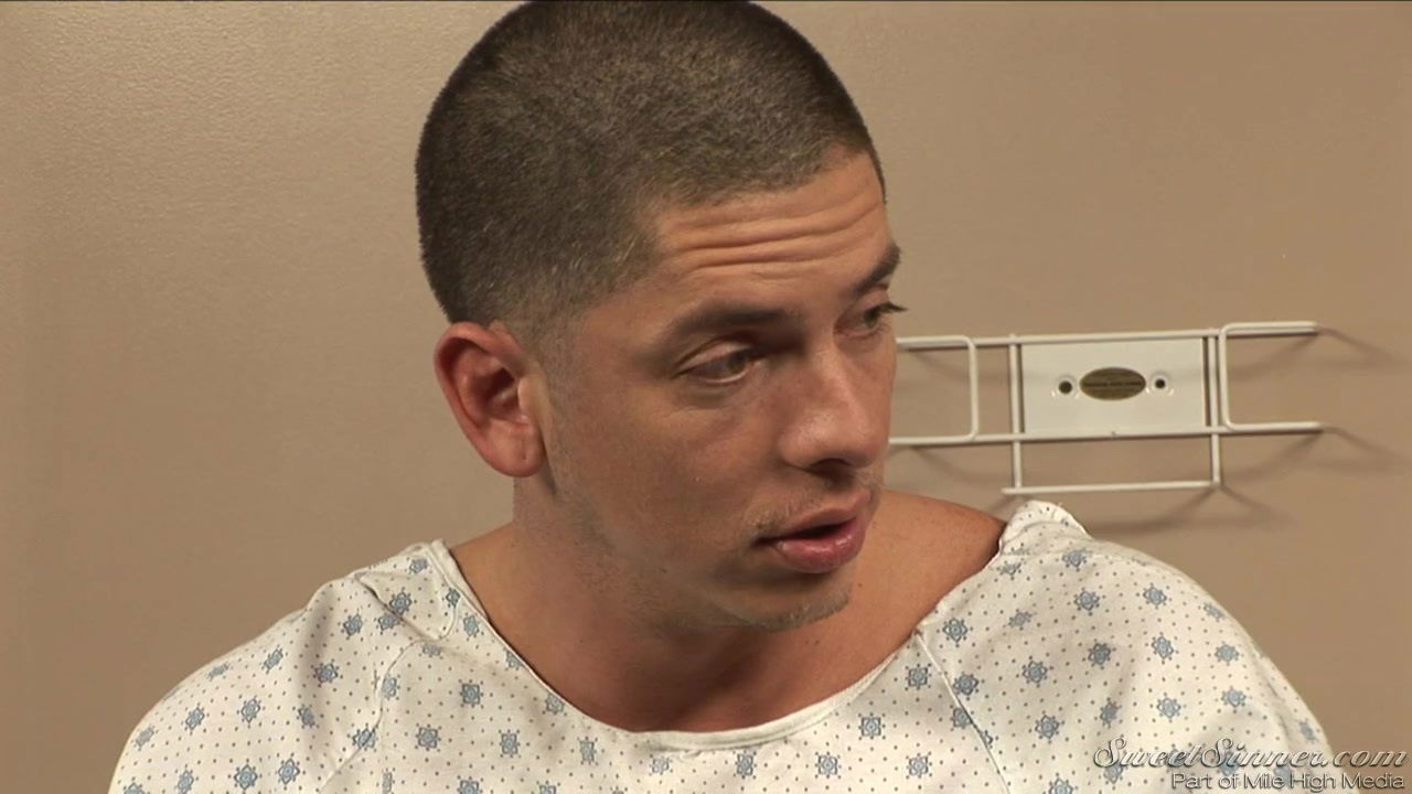 Petite Christina Rose gets her hairy twat nailed