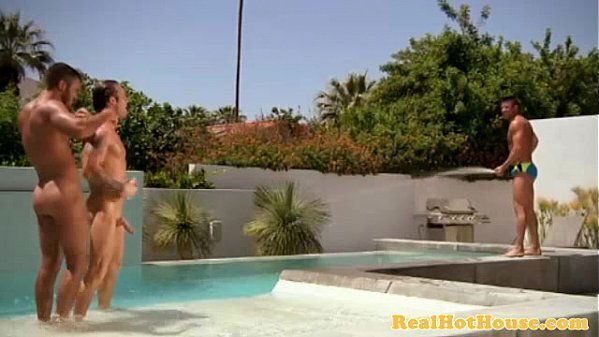 Gaysex jocks outdoor suck fest