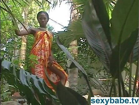 Stunning ebony pornstar India gets naked