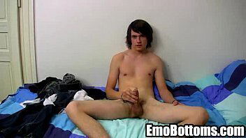 twink Cody Blake tugging