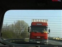 Pornostrar Marina Rampanti scopa i camionisti