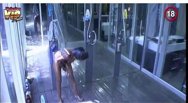 411VIBES.NET-Esther-shower-hour-bba-hotshots