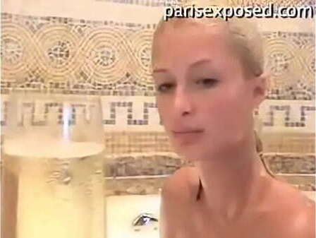 paris hilton bath