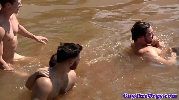 Gaysex hunks suck river