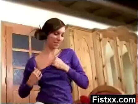 Fisting Mature Voluptuous