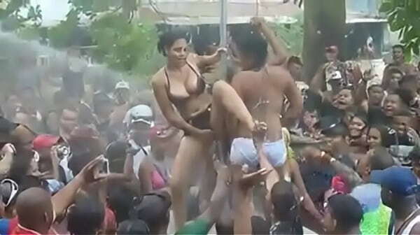 Chiriqui mujeres ropa