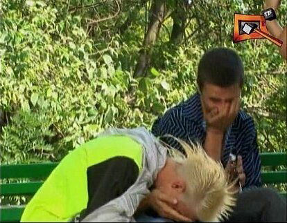 Cam&eacute_ras Cach&eacute_es Sexy Street tease