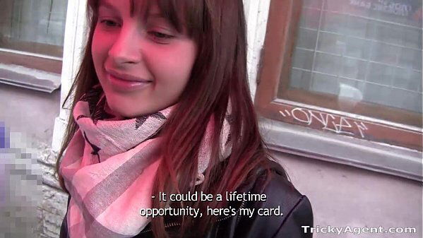 Tricky Agent girl Tammy Lynn rescued from rain gets seduced!