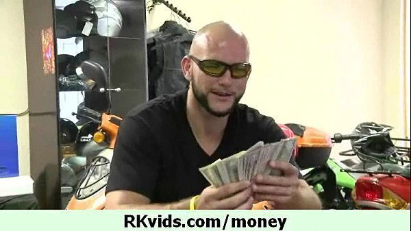 Show some pussy I'_ll give cash