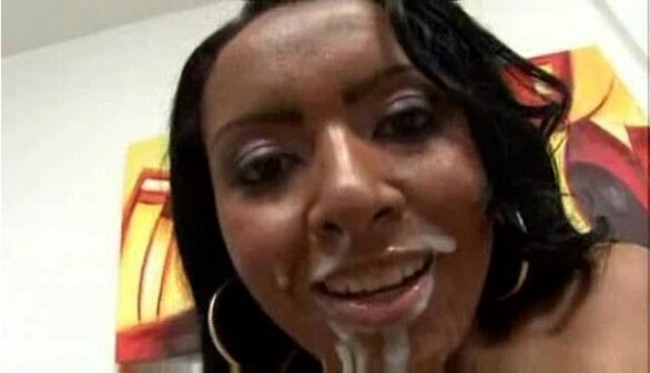 Joyce Oliveira Sucks While Getting Fucked Then Facialed