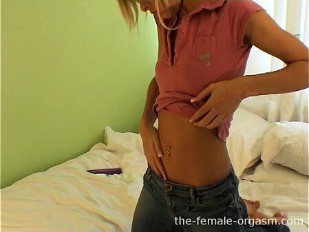 Snapping Susie Solo Masturbation Orgasms