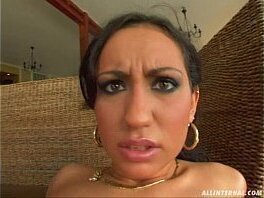 Eliza dansatoarea Taraf