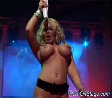 Huge blonde dildoing