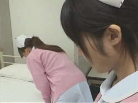 Camareiras gostosas aproveitando folga