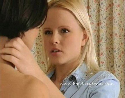 Pretty little gets tight virgin penetrated