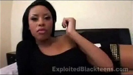 Sexy Ebony Girl gets real freaky Black Video