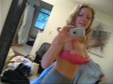 Busty girl next door Andy Lynn takes picture herself mirror
