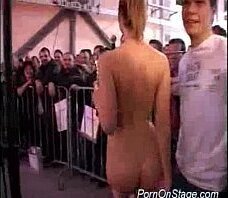 Beauty pornstar dildoing pussy