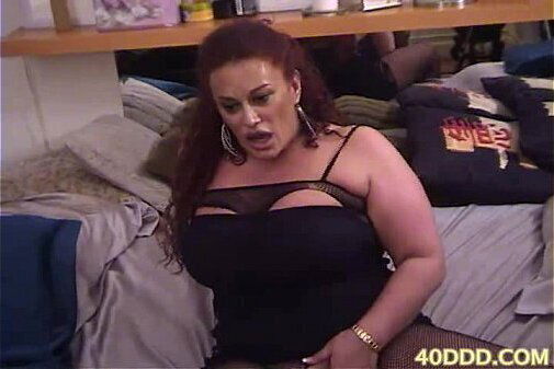 40DDD.COM-BIG ASS,BIG TITTED,BIG CLIT MILF-gina