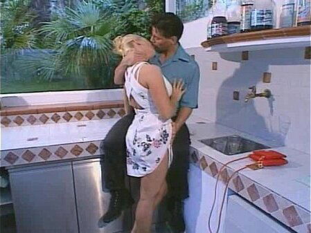 Erika Bella L'_Innocenza Violata (1997) scene