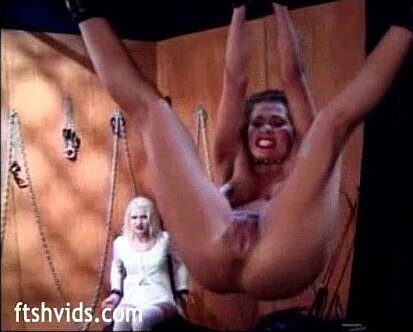 Hanged enjoy pussy spanking