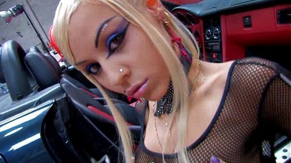 Melody espa&ntilde_ola follando coche