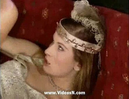 girls fuckinfg with bars