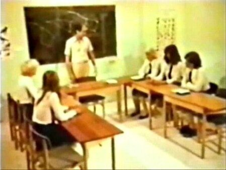 Schoolgirl Orgy Vintage, Retro