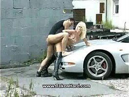 Luxsury driver fuck Boss Daughter